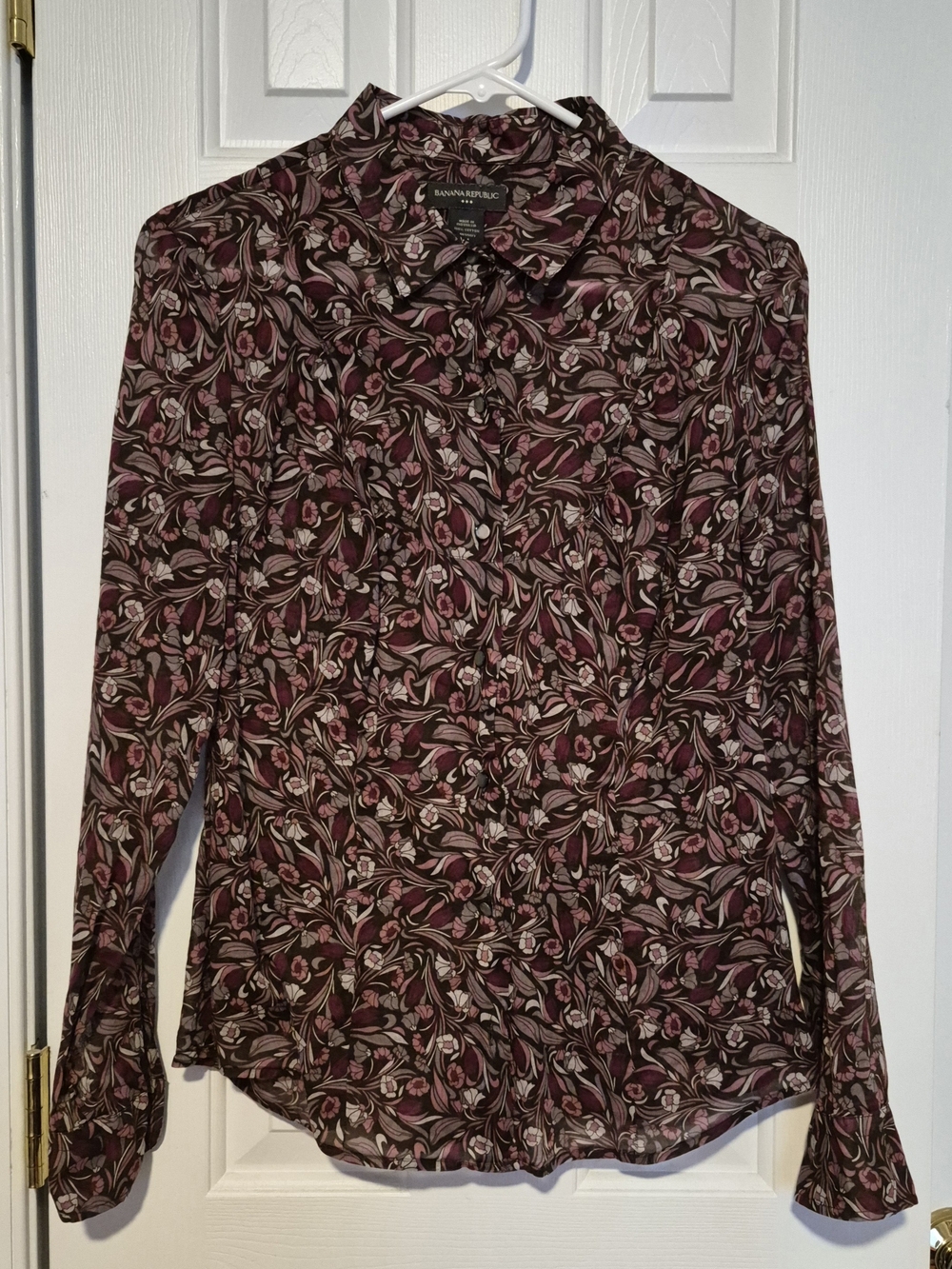 Banana Republic Burgundy Floral Button-Up Shirt - 100% Cotton